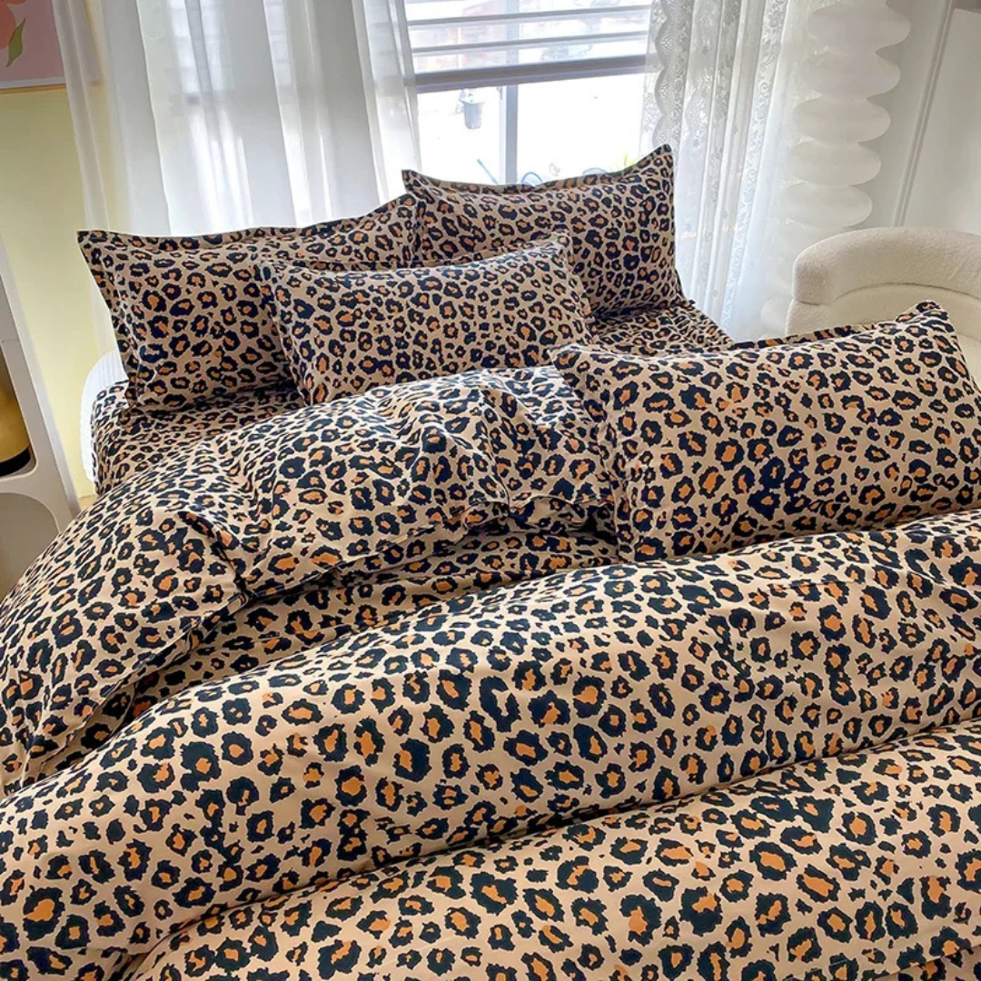 Camilla Duvet Cover for Bedrooms with Leopard Print