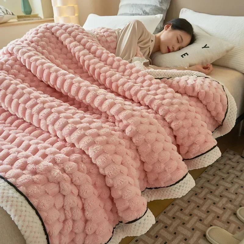 Adeline Flannel Blanket for Autumn Beds with Bubble Texture
