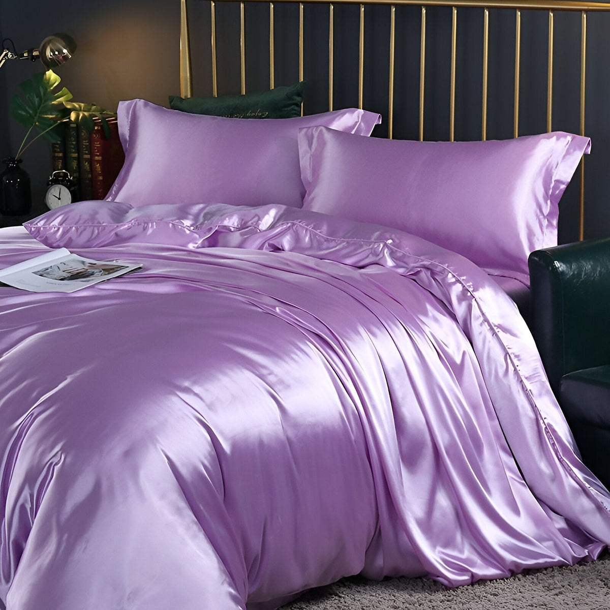 Eloise Satin Bedding Set for Beds with 2 Pillowcases