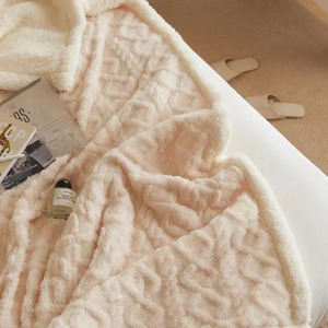 Anouk Fleece Blanket for Winter Beds with Sherpa Lining