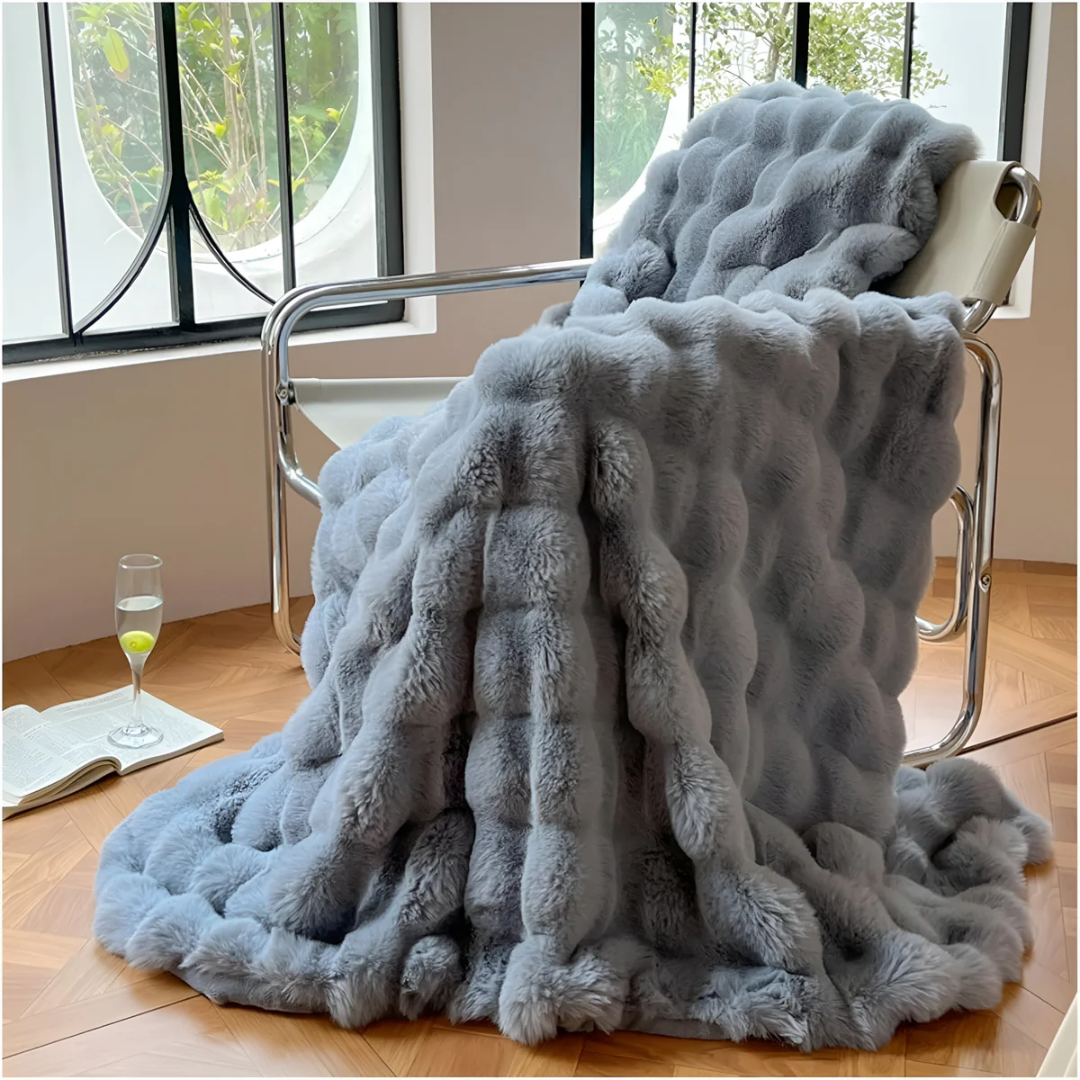 Mila Fleece Blanket for Sofa Nights with Ribbed Plush Pile