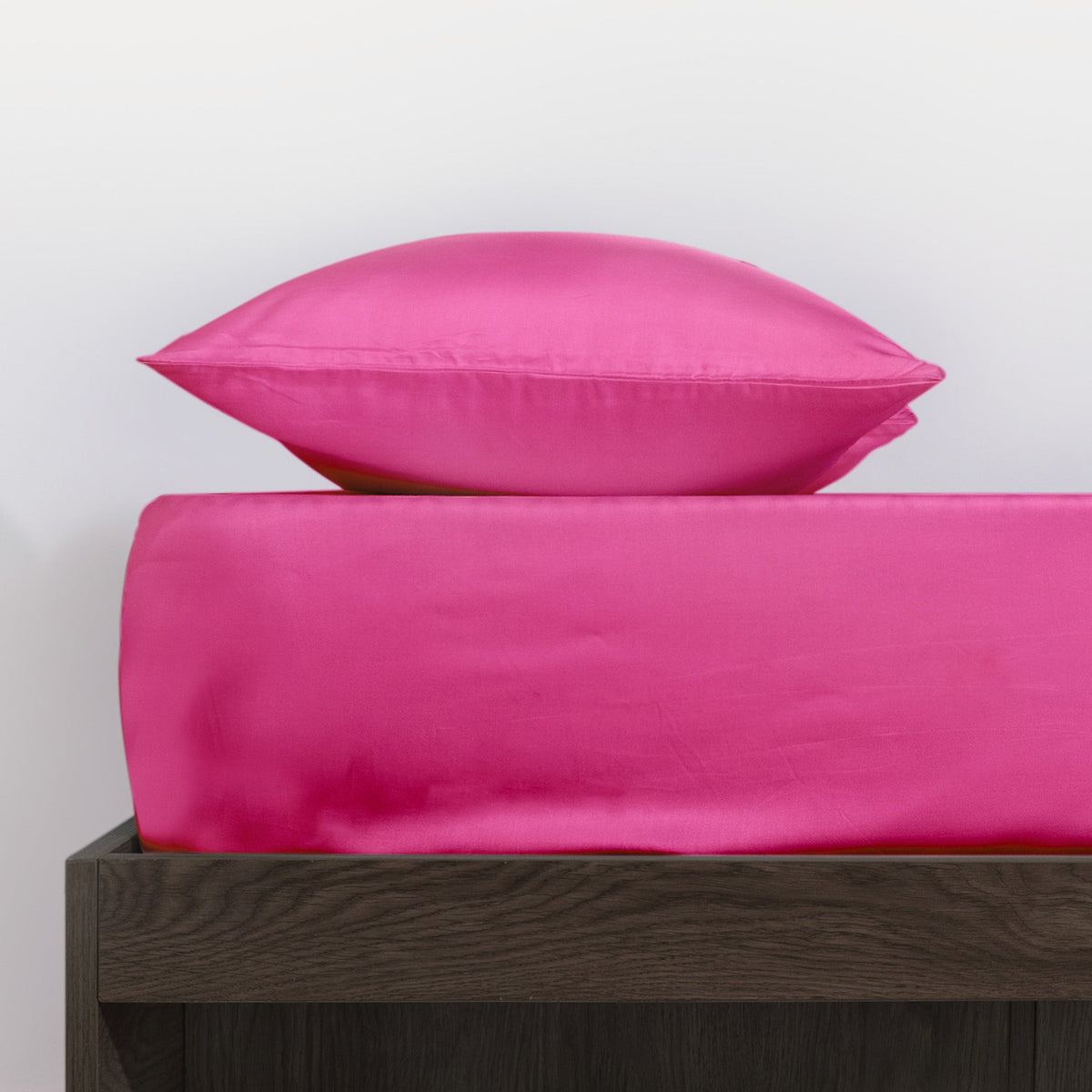 Ottoline Pillowcases for Beds in Cool Bamboo Viscose